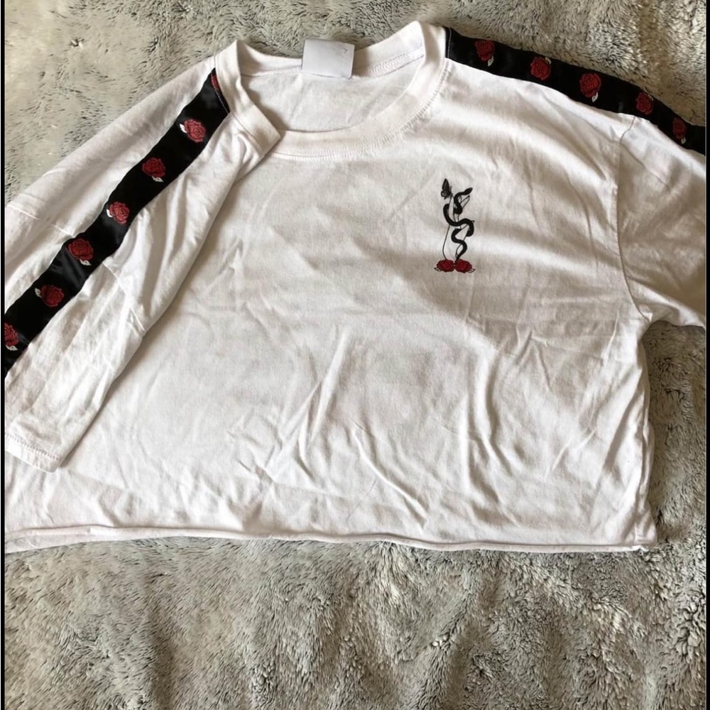 rose crop top